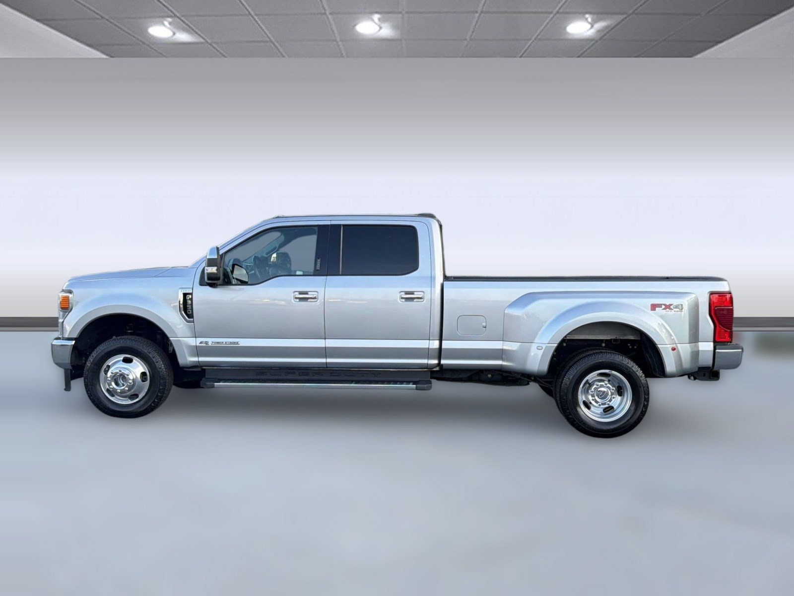 Certified 2021 Ford F350 Lariat w/ Chrome Package AWD/4WD image 2