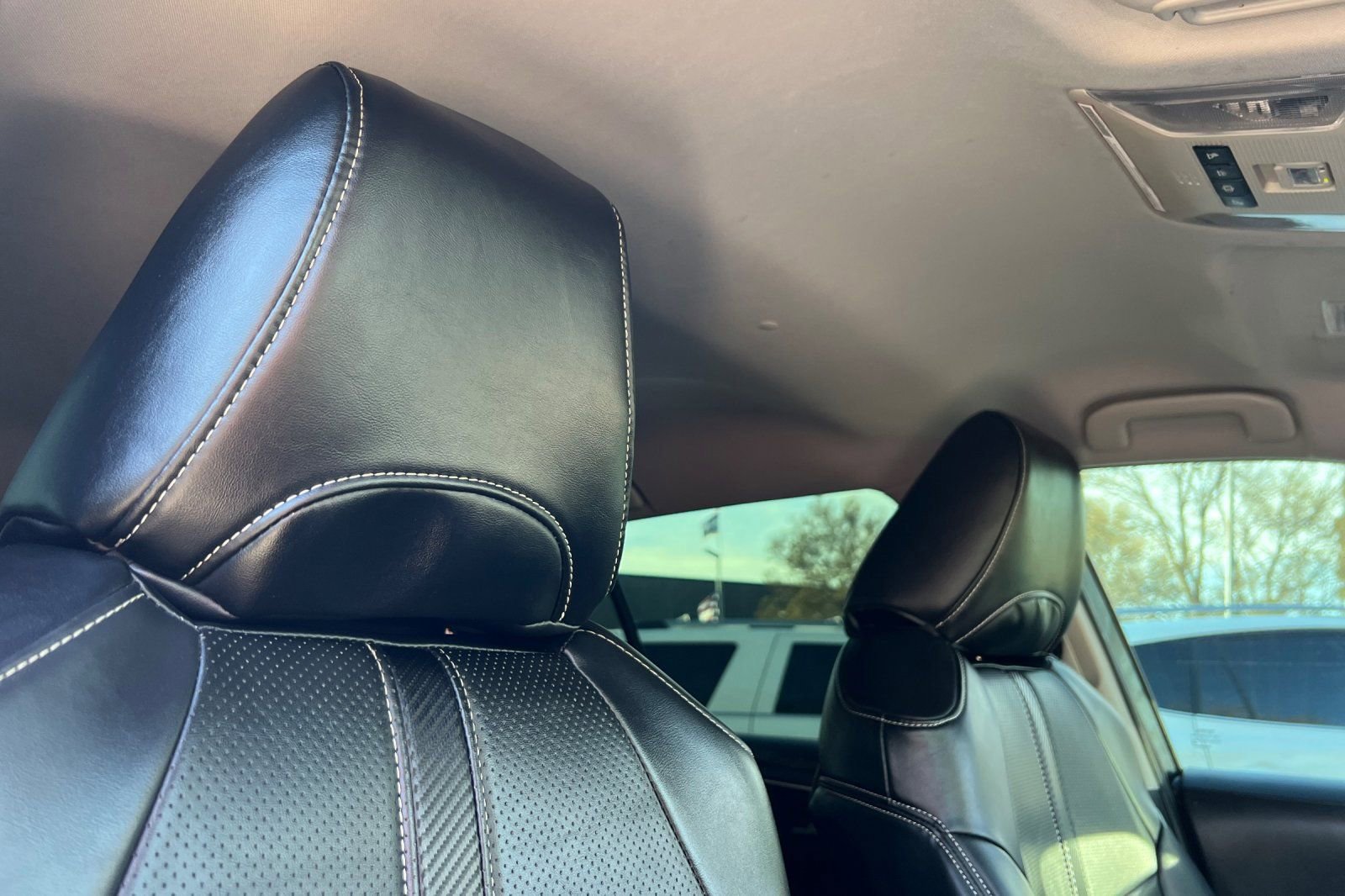 Used 2020 Toyota RAV4 XLE image 18