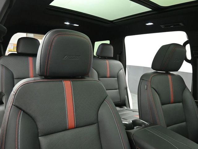 Used 2024 Chevrolet Traverse RS w/ LPO, Floor Liner Package image 37