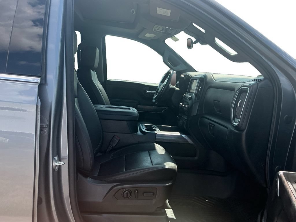 Used 2022 Chevrolet Silverado 1500 LTZ w/ LTZ Premium Package AWD/4WD image 22