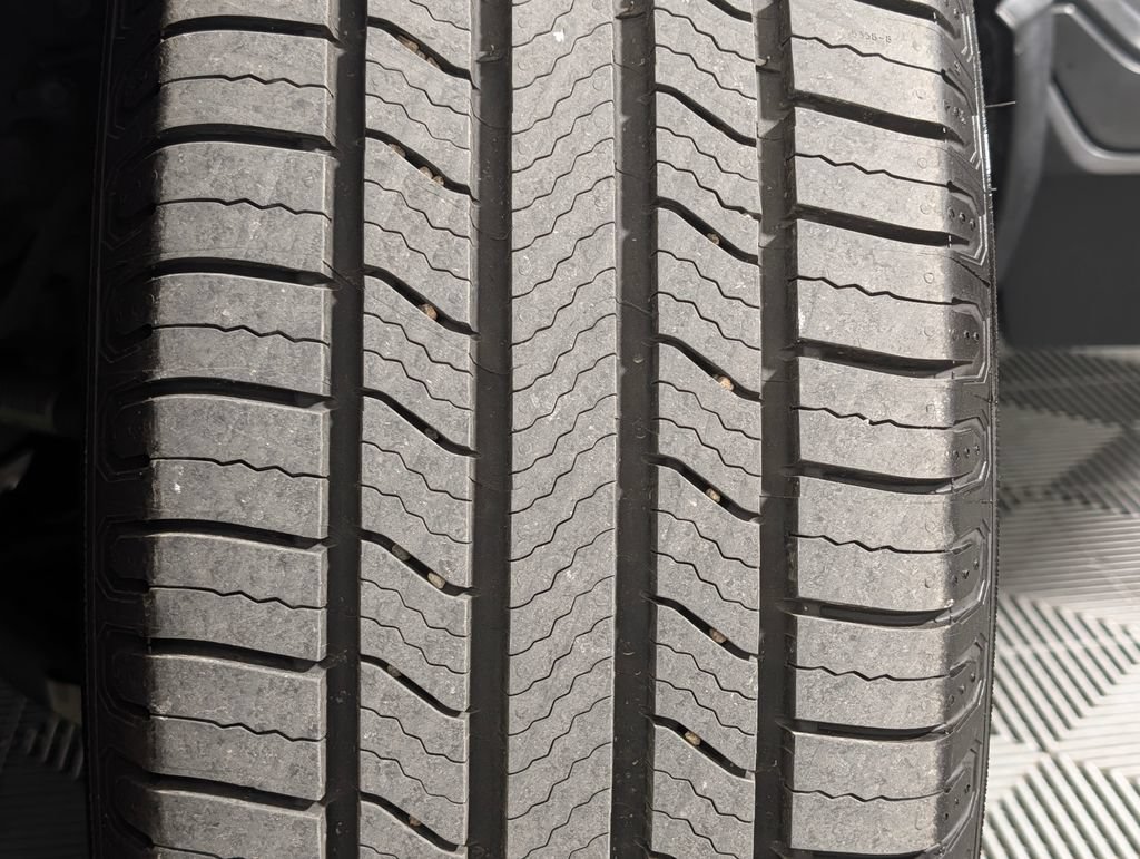 Used 2020 Honda CR-V EX image 29