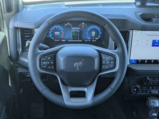 Certified 2026 Ford Bronco Outer Banks w/ Sasquatch Package AWD/4WD image 15