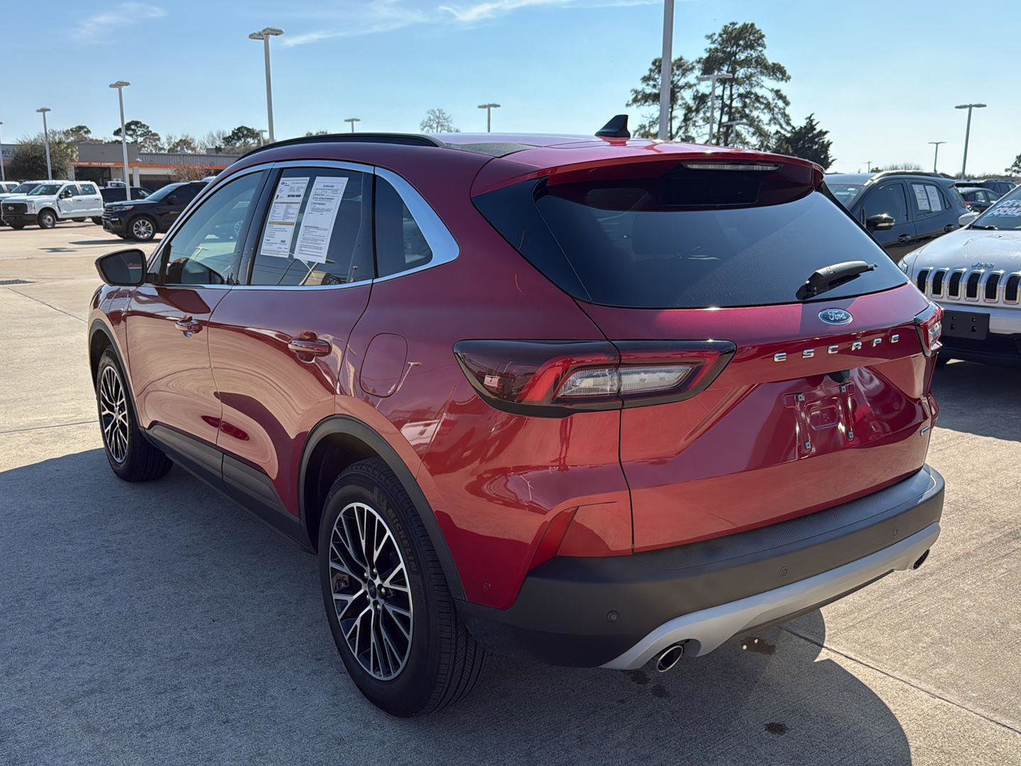 Certified 2023 Ford Escape SE w/ PHEV Premium Package image 3