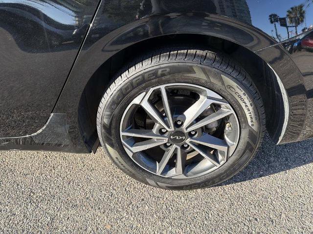 Used 2024 Kia Forte LXS image 8