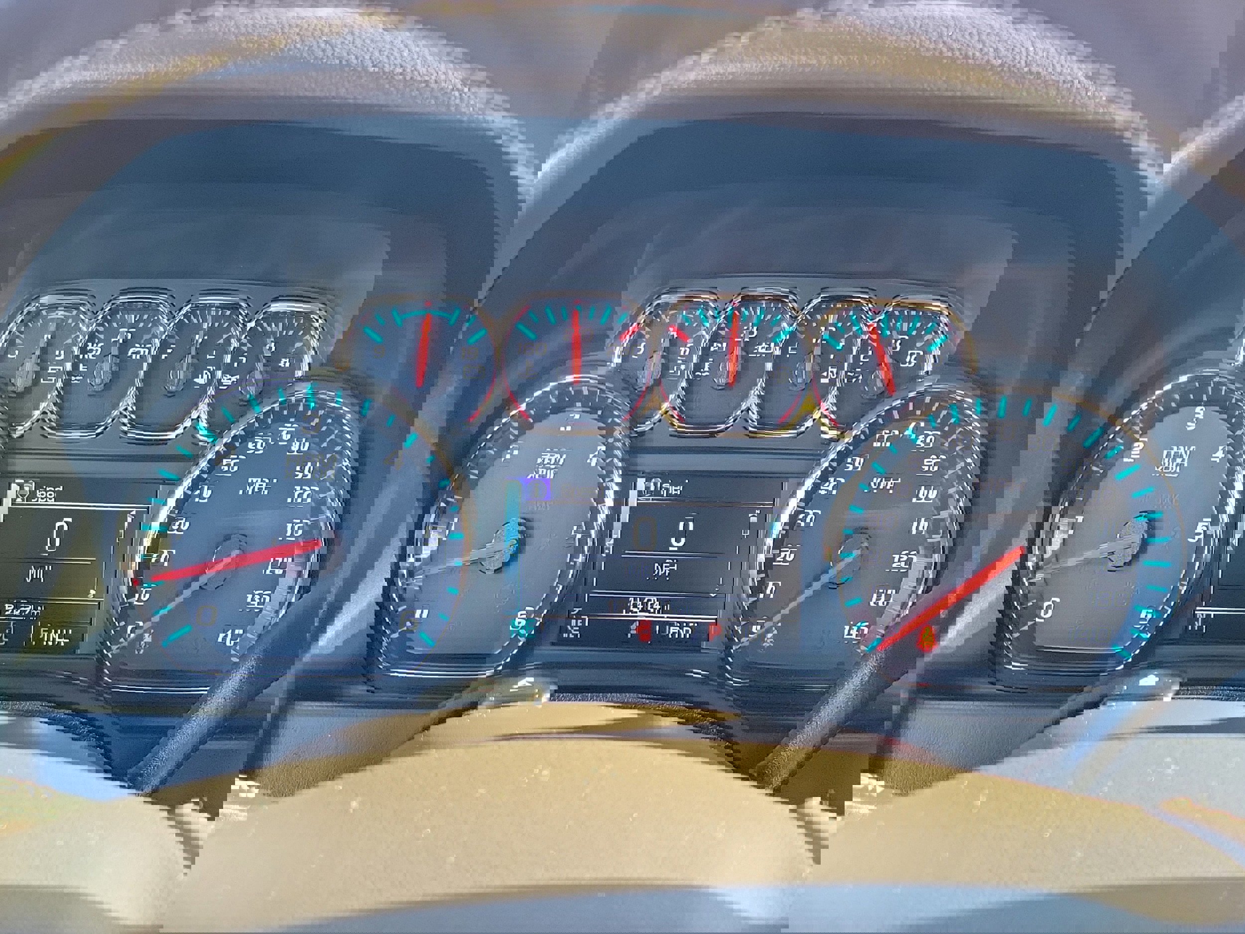 Used 2018 Chevrolet Suburban LT w/ Luxury Package image 29