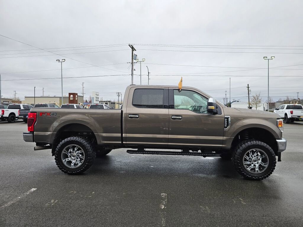 Certified 2022 Ford F250 XLT w/ XLT Value Package image 5