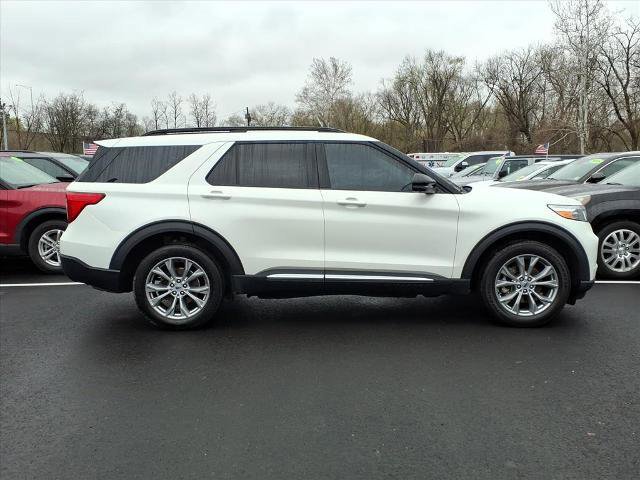 Certified 2023 Ford Explorer XLT w/ Equipment Group 202A AWD/4WD image 6