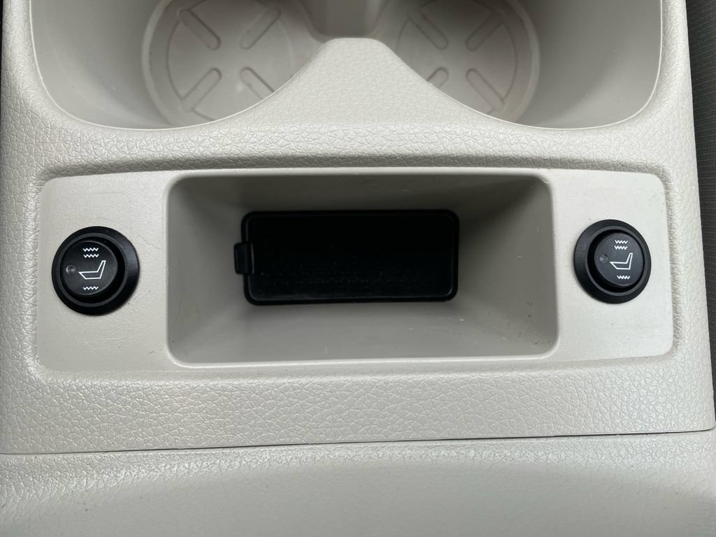 Used 2020 Nissan Rogue Sport SV AWD/4WD image 37