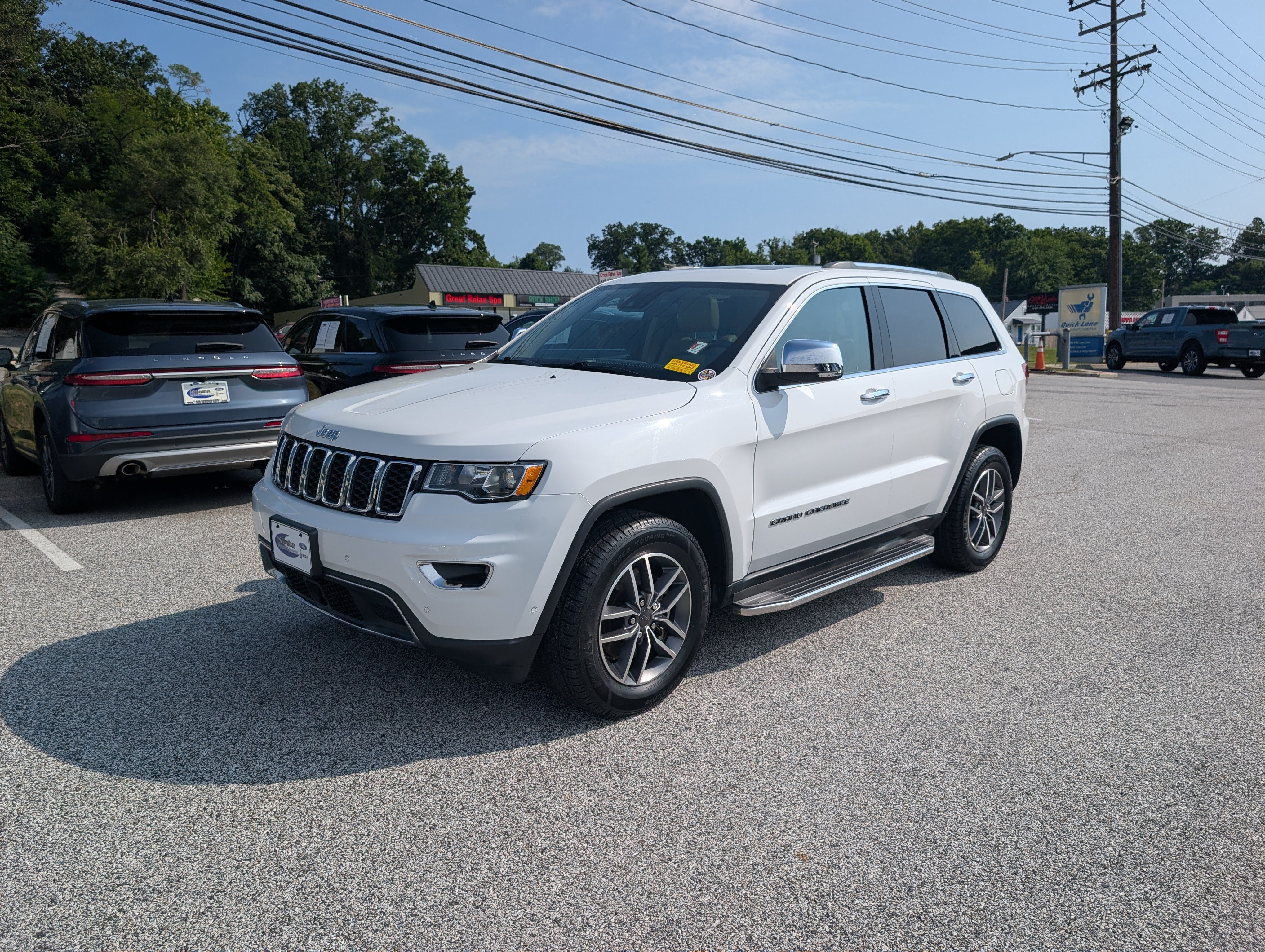 Used 2021 Jeep Grand Cherokee Limited w/ Luxury Group II AWD/4WD image 2