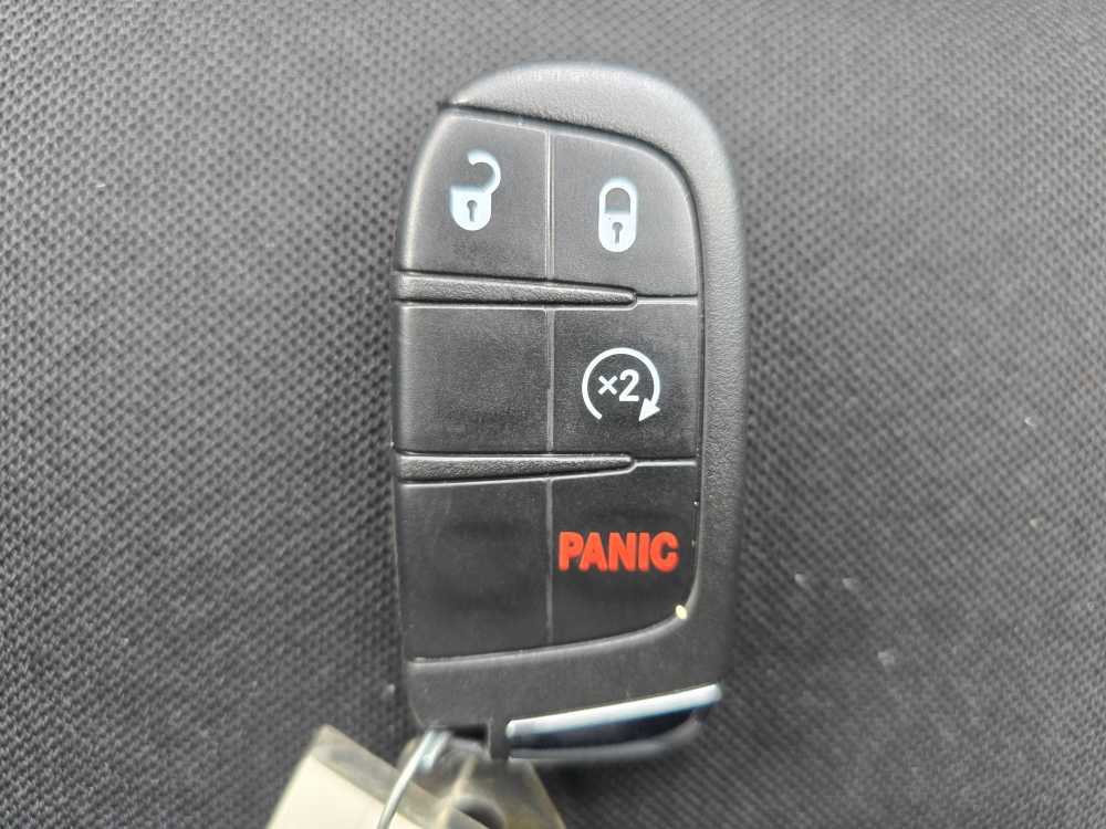 Used 2022 Jeep Renegade Latitude image 20