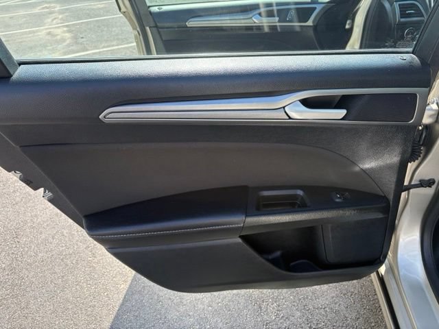 Certified 2019 Ford Fusion SE FWD image 31