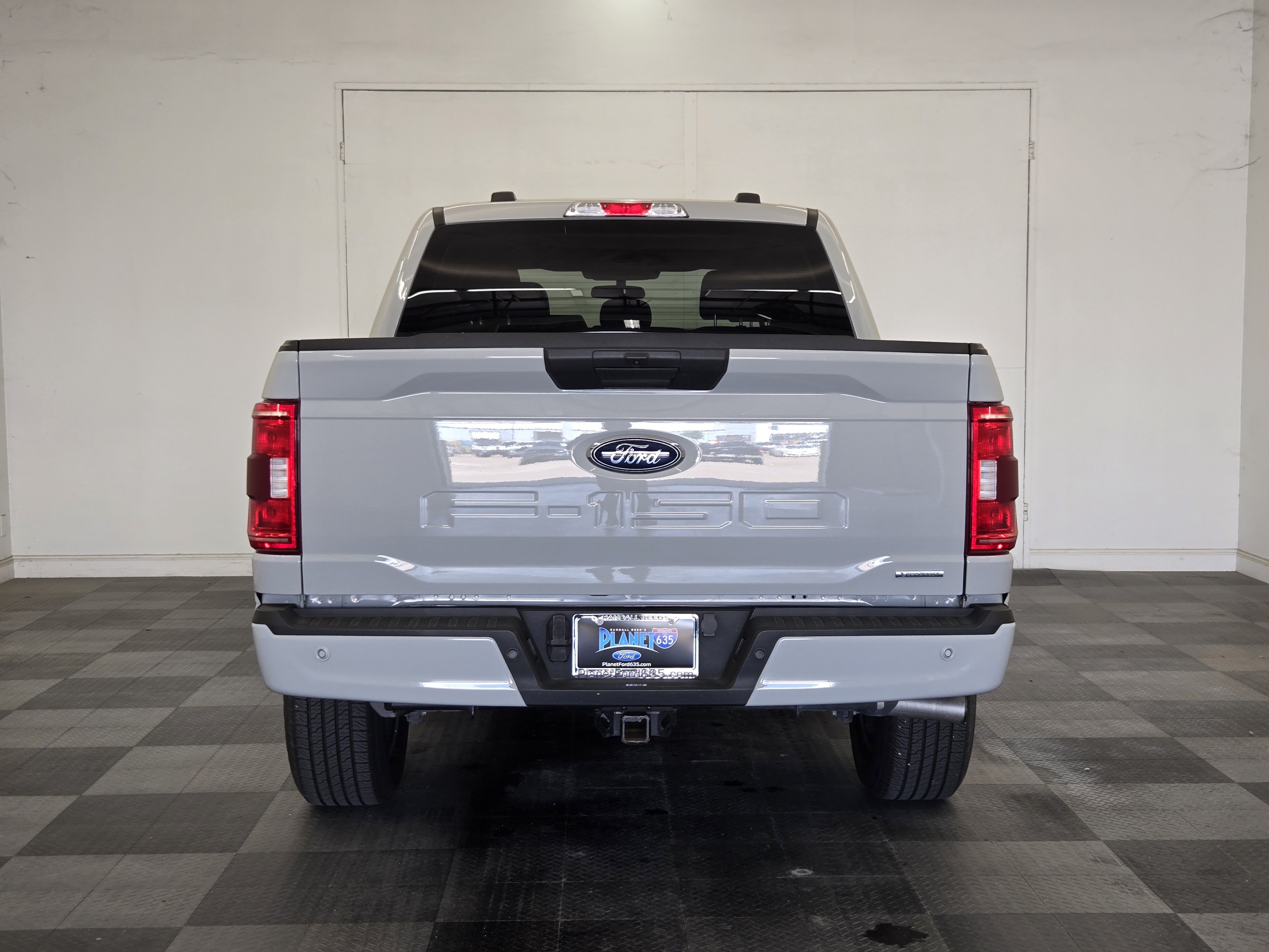 Certified 2023 Ford F150 XL w/ STX Appearance Package RWD image 6