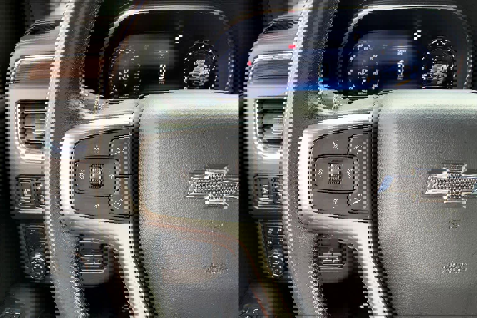 Used 2022 Chevrolet Tahoe Z71 w/ Z71 Off-Road Package image 23