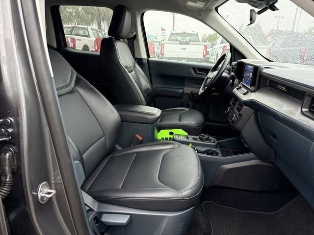 Certified 2024 Ford Maverick Lariat w/ Black Appearance Package image 18