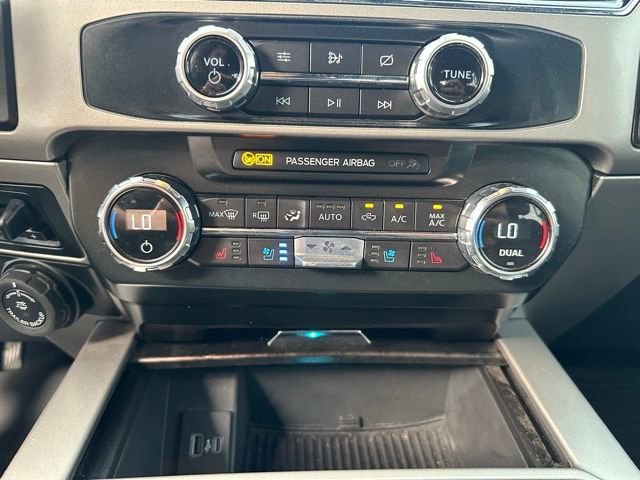 Certified 2022 Ford F450 Lariat w/ Lariat Value Package image 19