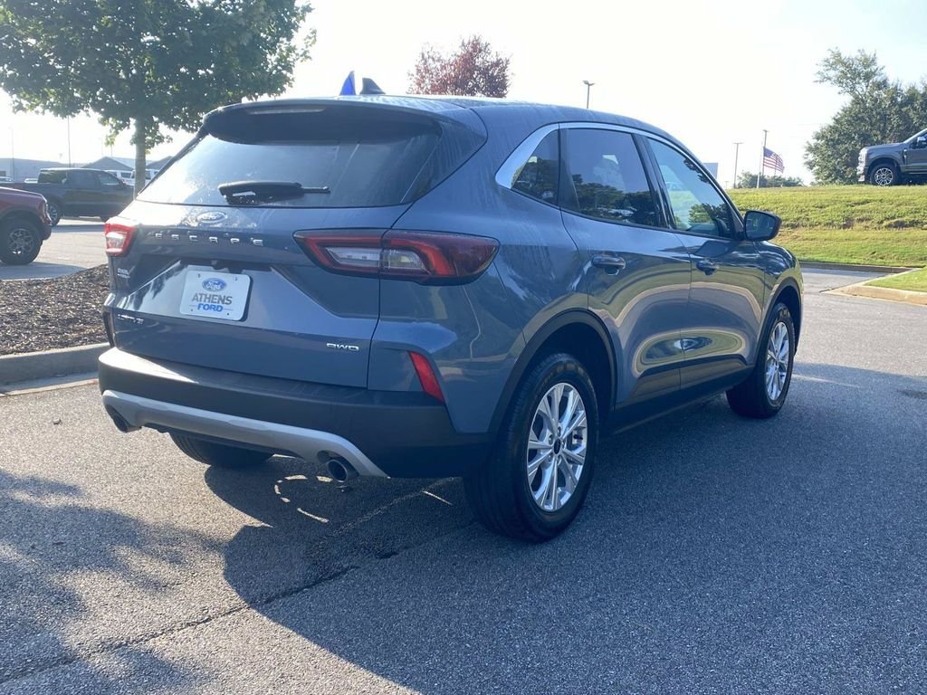 Certified 2024 Ford Escape Active AWD/4WD image 3