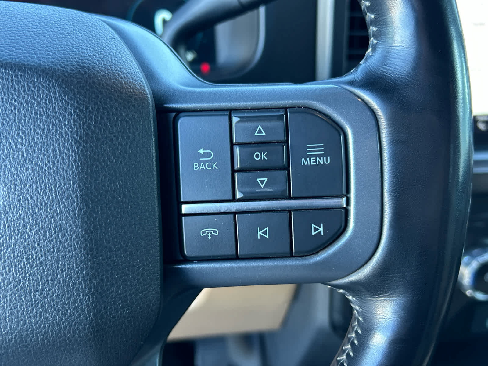 Certified 2023 Ford F350 Lariat w/ Chrome Package image 33