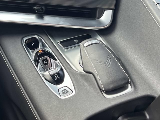 Used 2025 Chevrolet Corvette Stingray Coupe w/ 1LT RWD image 26