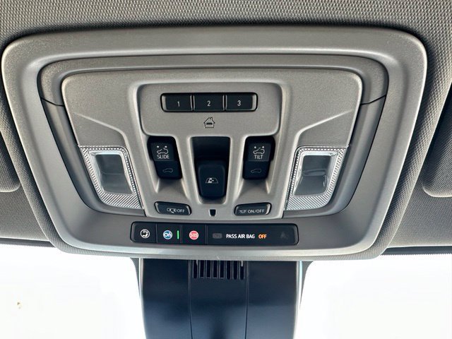 Used 2025 GMC Sierra 1500 Denali w/ Denali Reserve Package AWD/4WD image 70
