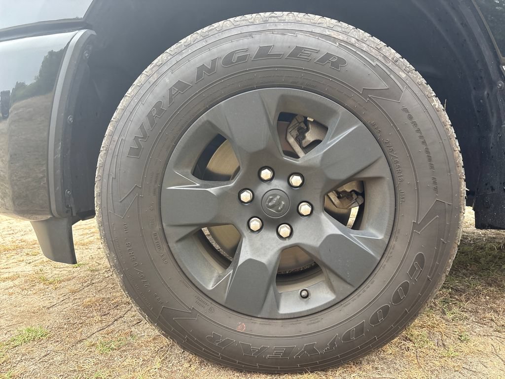 Used 2025 RAM 1500 Tradesman w/ Night Edition AWD/4WD image 12