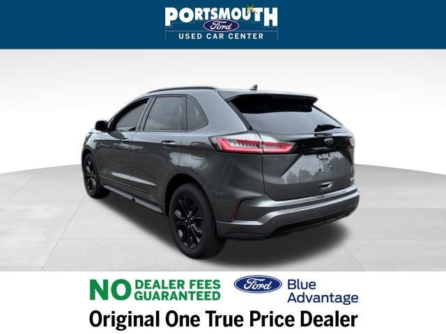 Certified 2024 Ford Edge SE w/ Black Appearance Package image 6