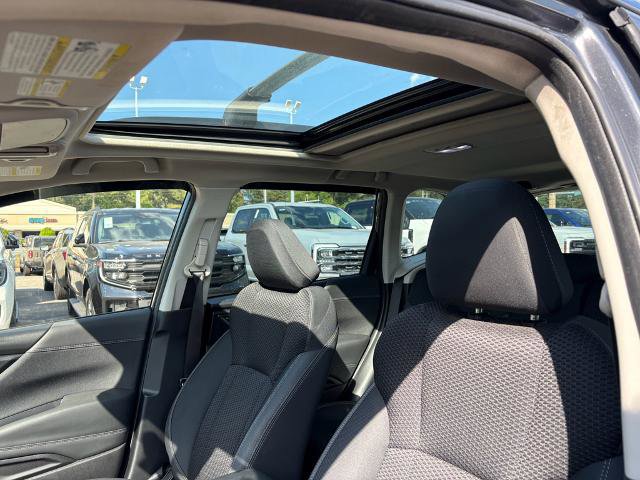 Used 2023 Subaru Forester Premium AWD/4WD image 17