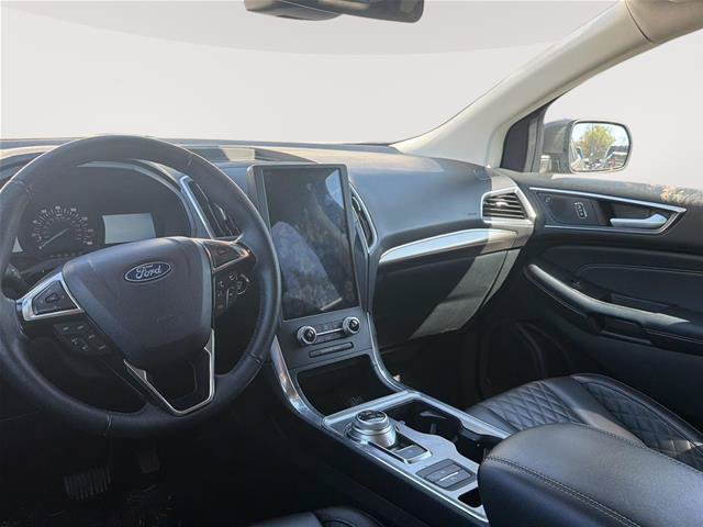 Certified 2024 Ford Edge Titanium AWD/4WD image 25
