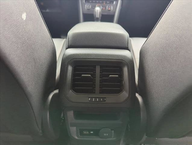 Used 2020 Volkswagen Tiguan SE w/ Panoramic Sunroof Package FWD image 19