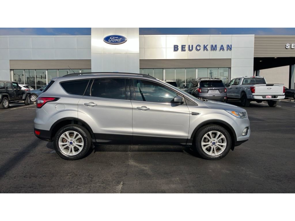 Certified 2017 Ford Escape SE w/ Equipment Group 201A image 6