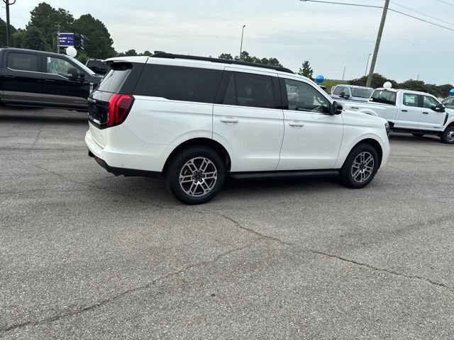 Certified 2025 Ford Expedition Active AWD/4WD image 37