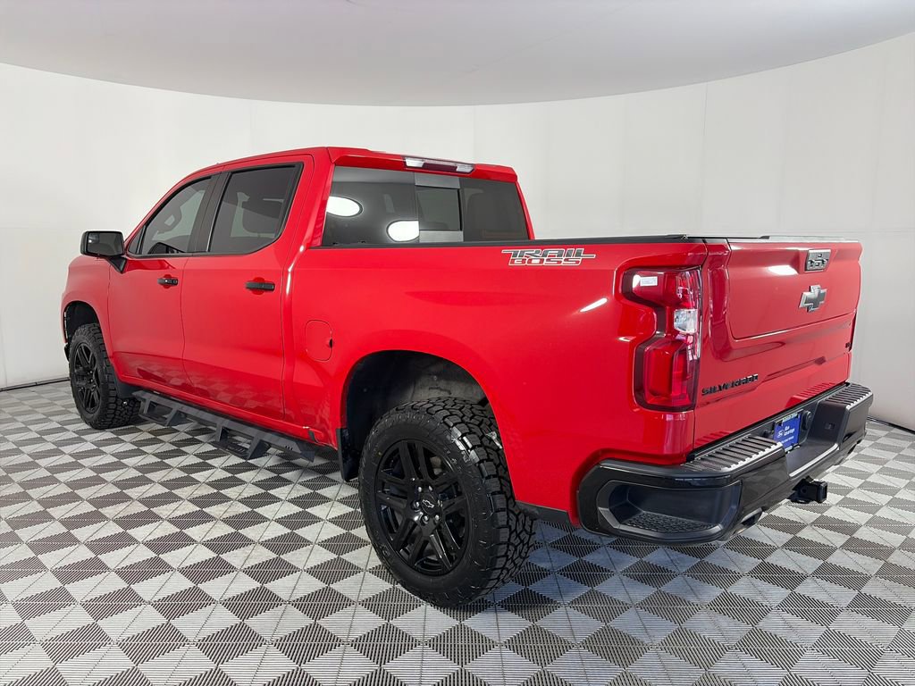 Used 2021 Chevrolet Silverado 1500 LT Trail Boss w/ Convenience Package II AWD/4WD image 5