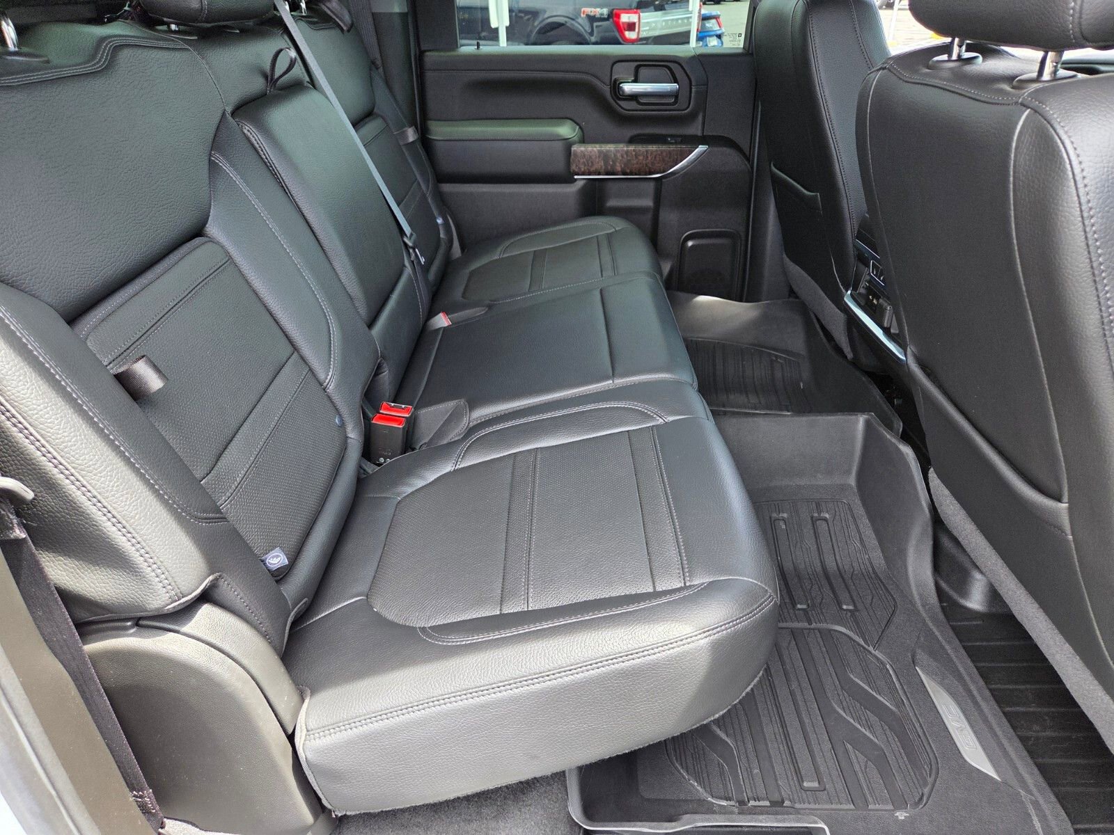 Used 2022 GMC Sierra 3500 Denali w/ Denali Ultimate Package AWD/4WD image 15