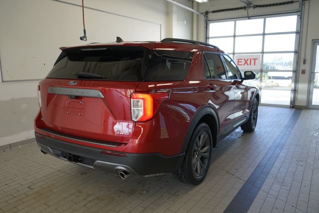 Certified 2023 Ford Explorer XLT w/ Equipment Group 202A AWD/4WD image 15