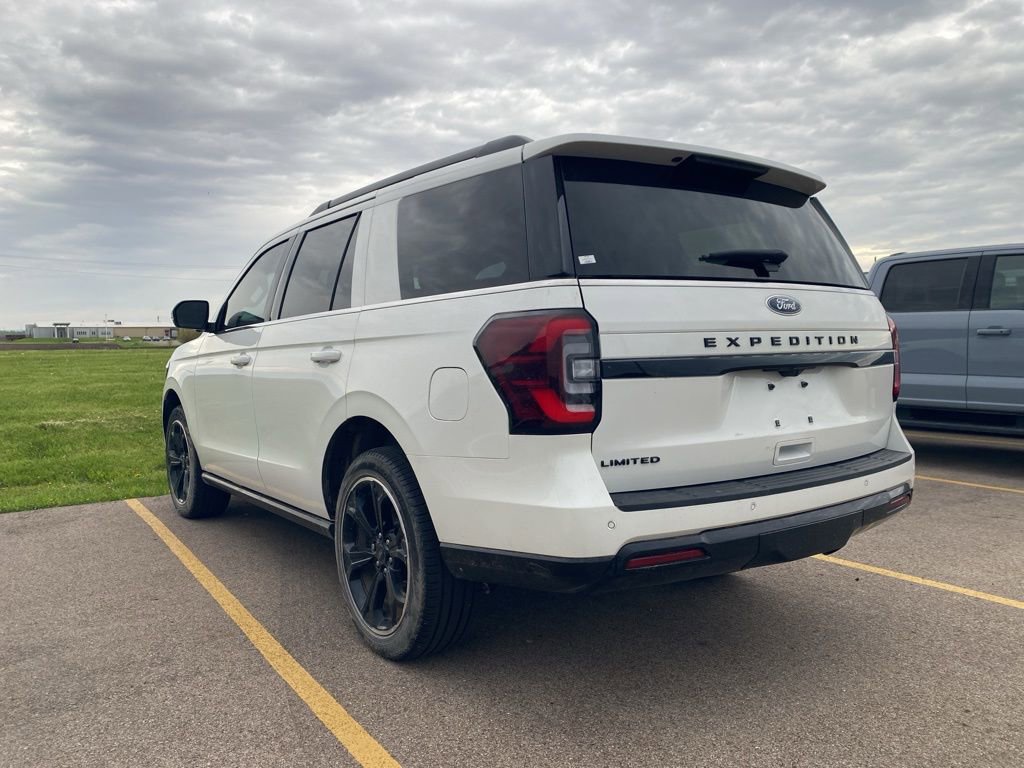 Certified 2024 Ford Expedition Limited AWD/4WD image 13
