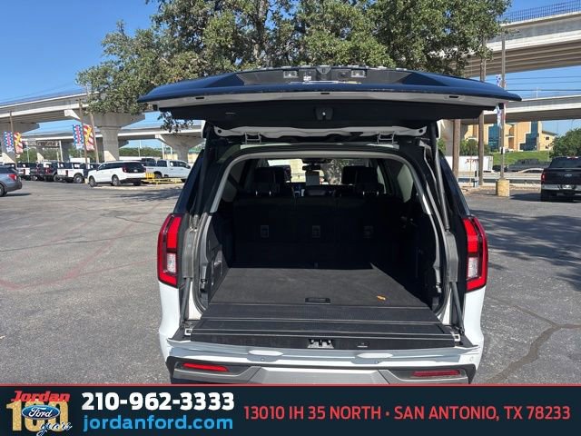 Certified 2025 Ford Expedition Max Platinum AWD/4WD image 16