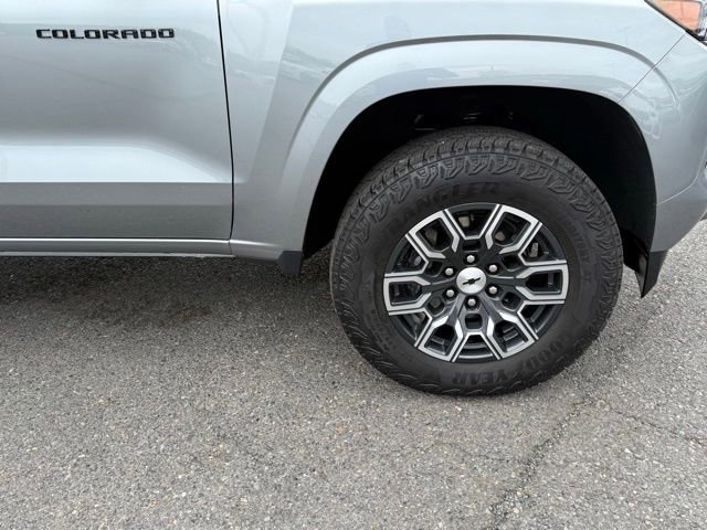Used 2023 Chevrolet Colorado Z71 w/ Z71 Convenience Package 2 AWD/4WD image 8
