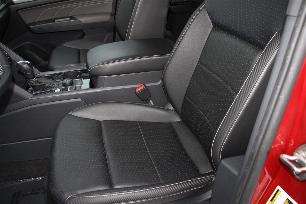 Used 2023 Volkswagen Atlas Cross Sport SE w/ Black Wheel Package image 23