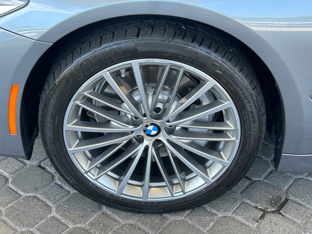 Used 2020 BMW 530i w/ Convenience Package RWD image 19