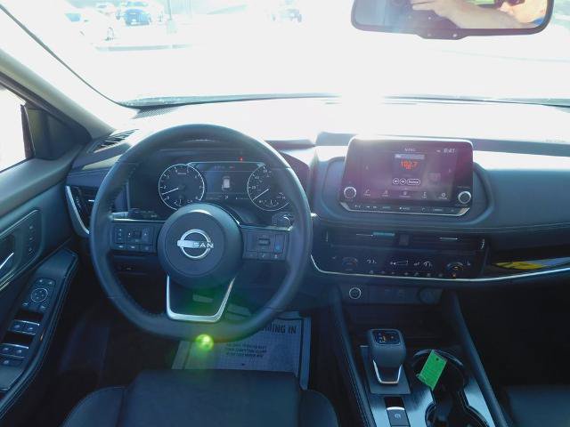 Used 2023 Nissan Rogue SL AWD/4WD image 8