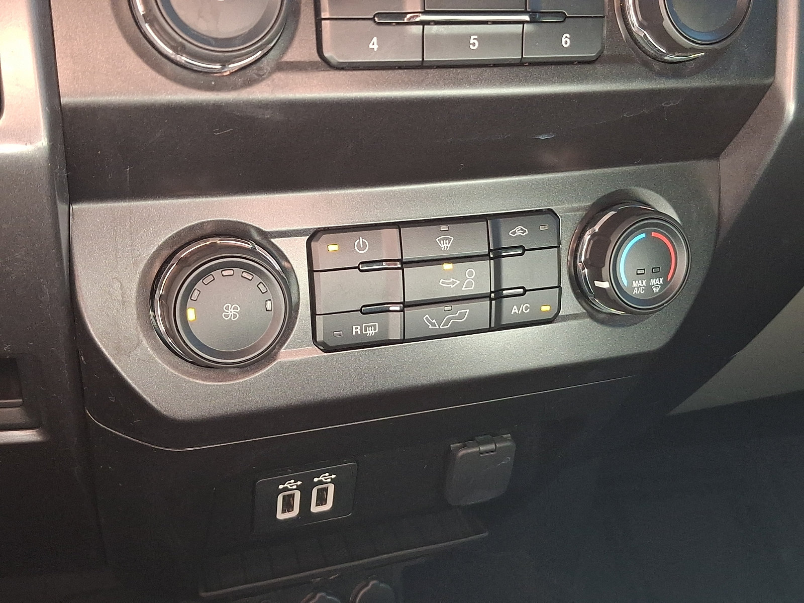 Certified 2019 Ford F150 XLT AWD/4WD image 16