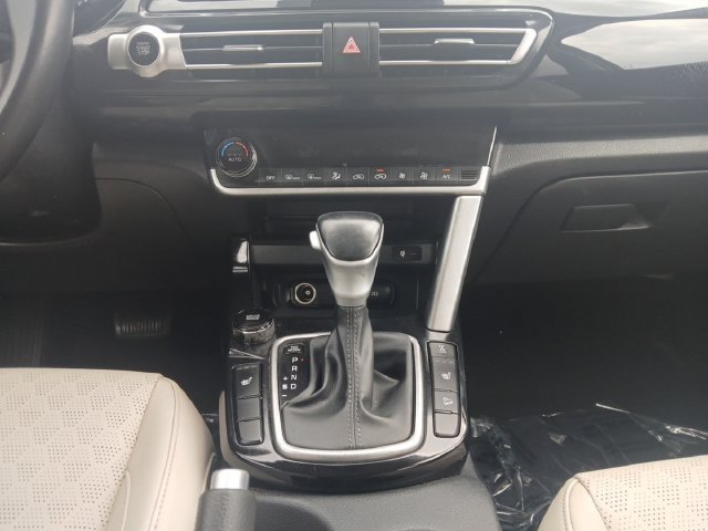 Used 2023 Kia Seltos EX AWD/4WD image 4