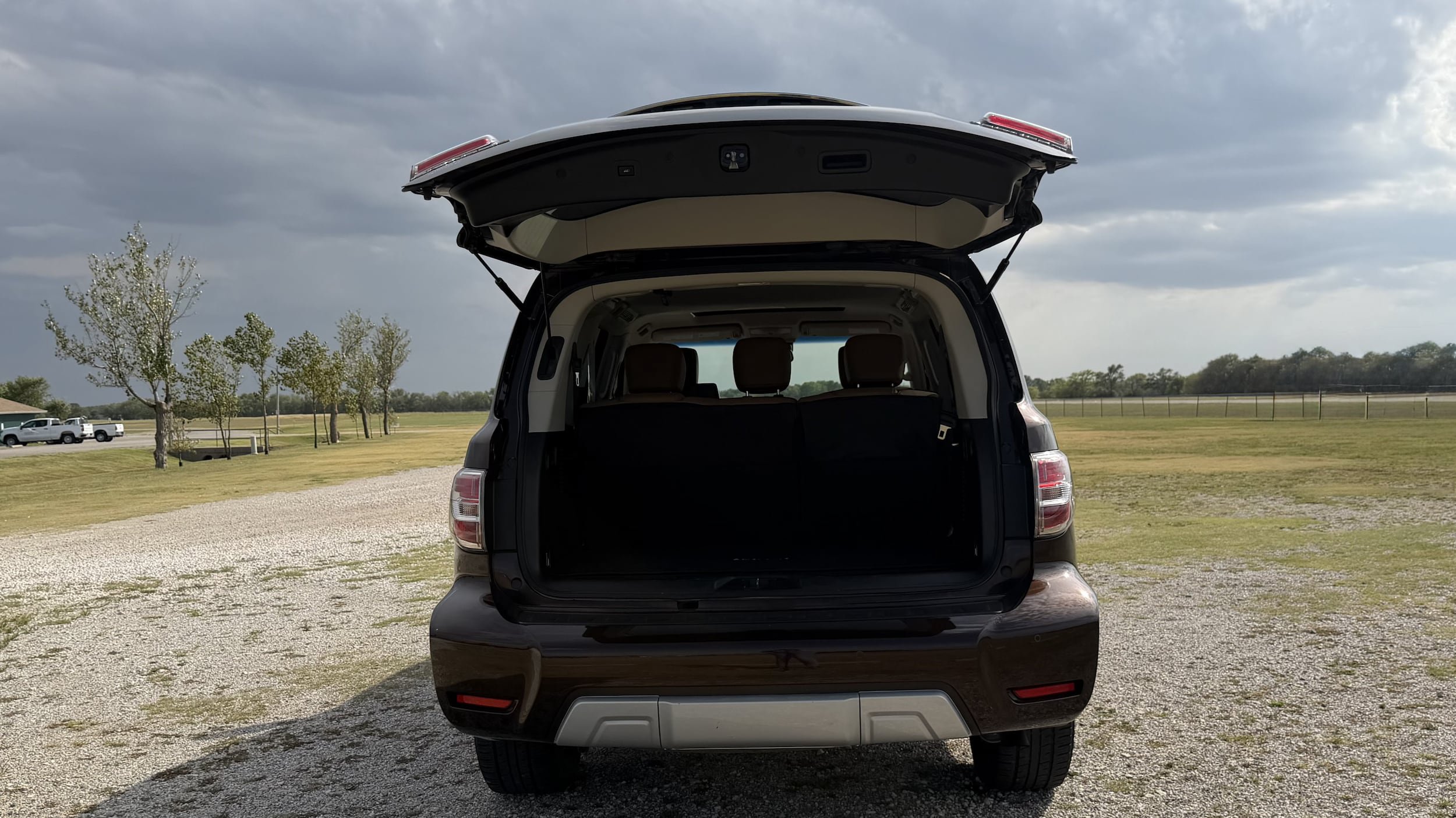 Used 2017 Nissan Armada Platinum AWD/4WD image 5