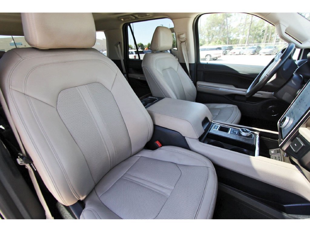 Certified 2023 Ford Expedition Max Limited RWD image 36