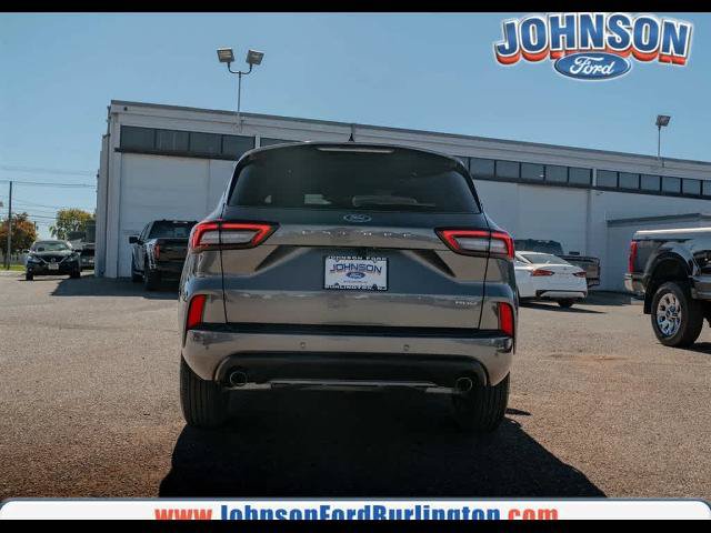 Certified 2024 Ford Escape ST-Line w/ Tech Pack #1 AWD/4WD image 21