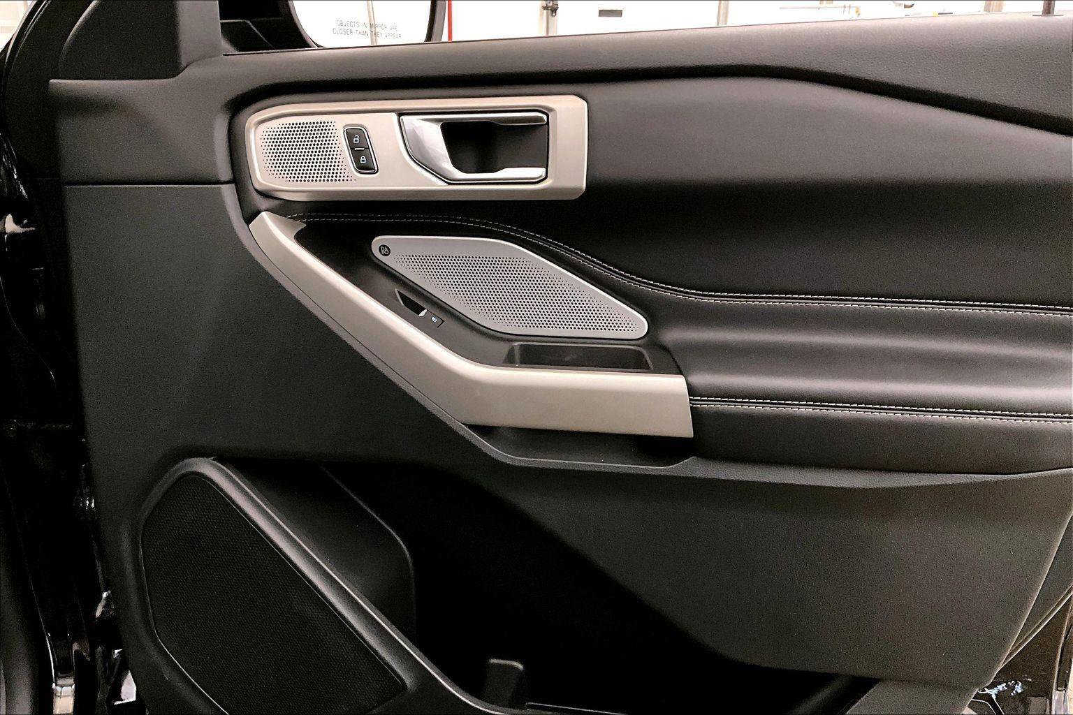 Certified 2023 Ford Explorer Limited w/ Limited Technology Package image 23