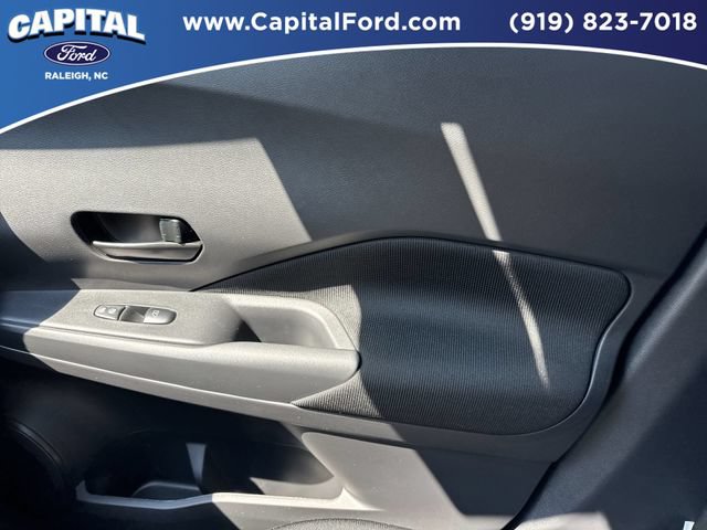Used 2025 Nissan Kicks Play S FWD image 28