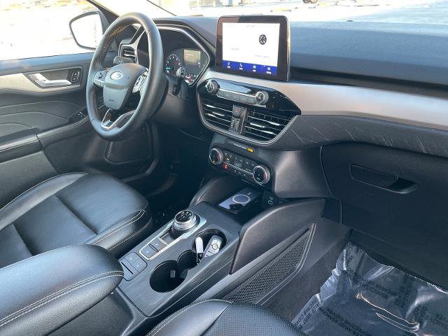 Certified 2022 Ford Escape SEL image 30