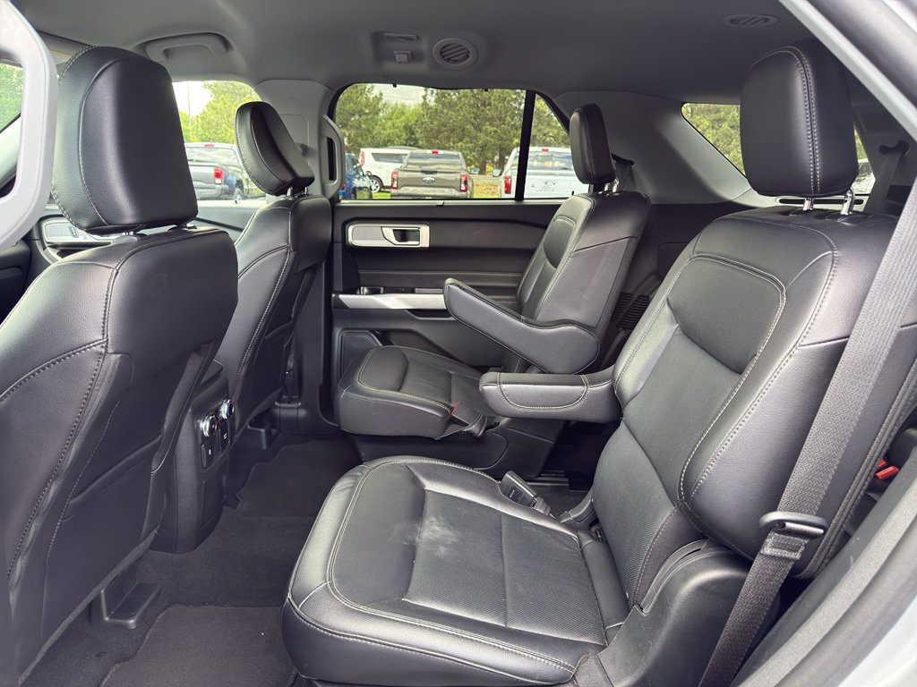 Certified 2024 Ford Explorer Limited AWD/4WD image 14
