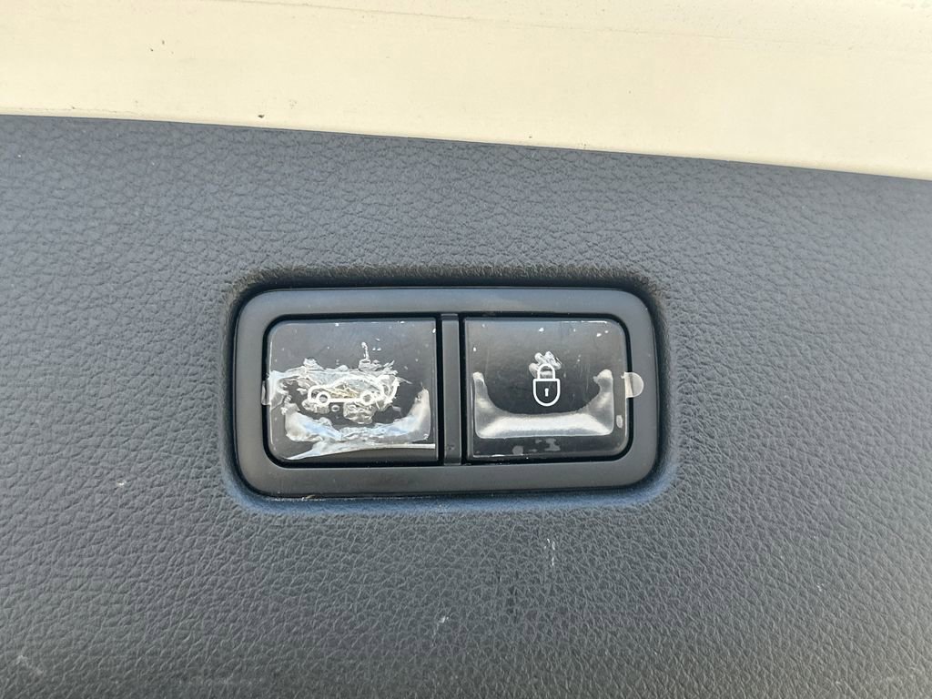 Used 2022 Genesis GV70 3.5T Sport w/ Sport Prestige Package image 23