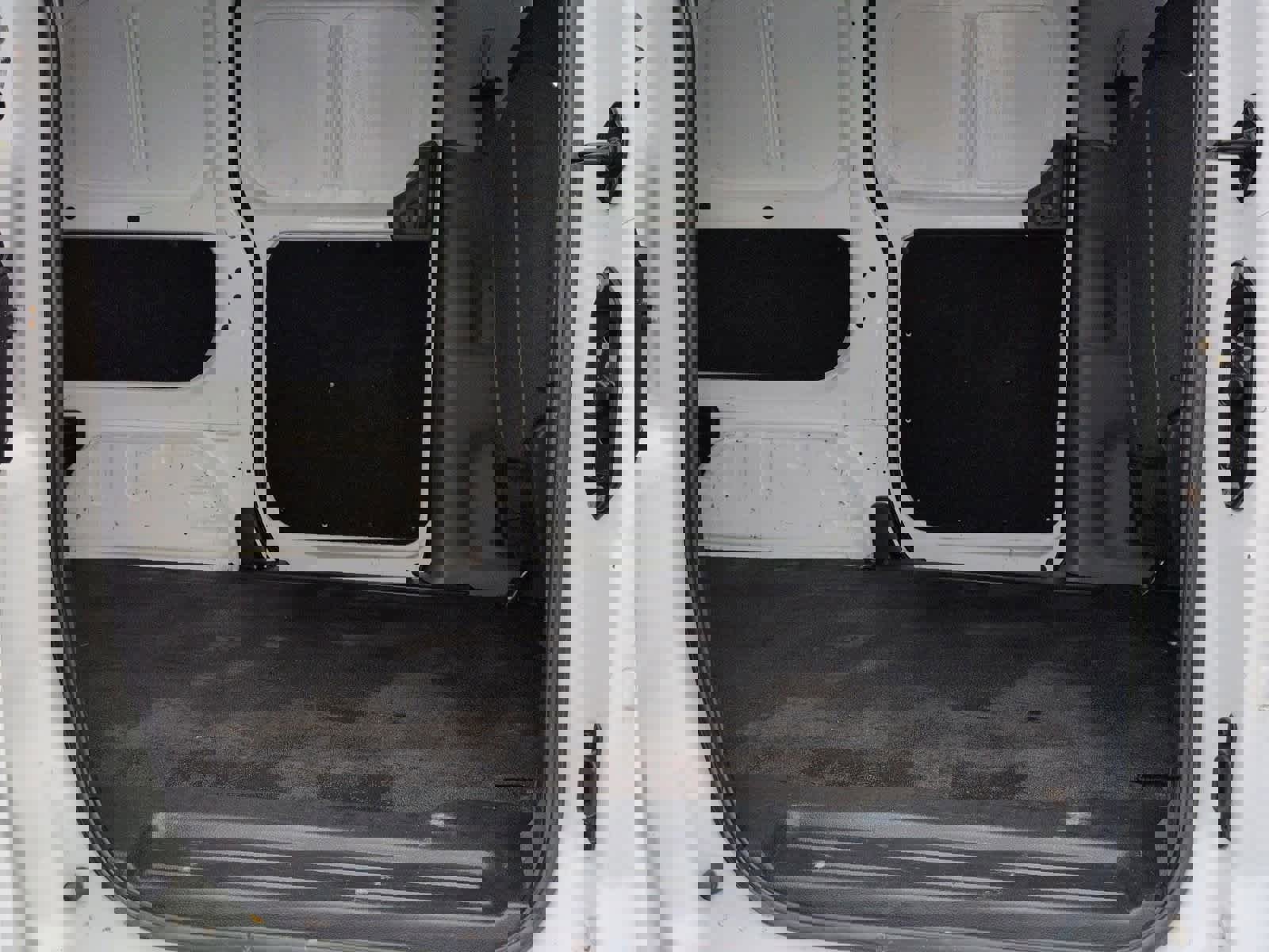 Used 2017 Nissan NV200 S w/ Back Door Glass Package image 21